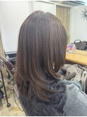 レイヤーの入ったミディアムスタイル