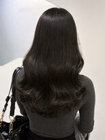 ローウェ 渋谷(Louwe) 透明感たっぷりグレージュ