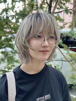 インチェルシー(in chelsea)&nbsp;抜け感たっぷりのホワイトベージュボブ