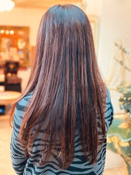 アルファ インタラクティブ エム フラワー(ALUFA interactive.M Flower) 耳掛けで大人可愛く◎インナーカラーセミディスタイル