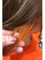ヘアーアンドメイク ファット(Hair&Make PHAT) イヤリングカラーオレンジアッシュ20代30代