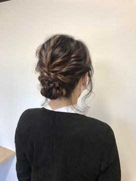 ロカ バイ ティアトロ ヘア サロン(ROCA by teatro hair salon) ROCA  by teatro hair salon　【ロカ】