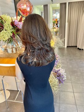 エイゾー(EIZO) 【水倉】表参道/レイヤーカット/フェイスレイヤー/ハイライト