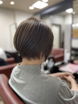 フォーカス 天王台店(FOCUS) ハイトーン×くびれショートで“どん”