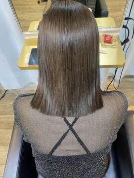 イオエ(ioe) 黒髪/ボブルフ/ネビージュ/小顔/ワンレン/髪質改善/グレージュ