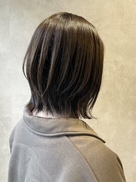 エム(EMU) 大人ボブレイヤー×オリーブカラー