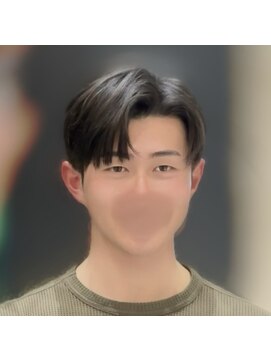 リリアン(ReLien) センターパートガイルヘア