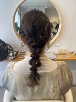 トキ(toki)&nbsp;ゆるんと編みおろしヘアセット