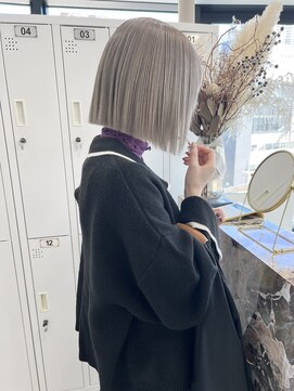 ムク 横浜店(muku) ホワイトグレー