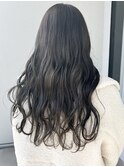 オリーブベージュ