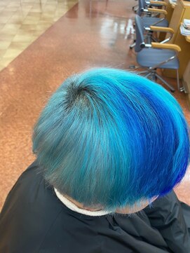 ルクナージュ 石岡店(Lecunarge) グラデーションカラーブルー