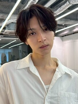 ポーチバイハニー オモテサンドウ(PORCH by HONEY omotesando) センターパート/フェザーパーマ/曲がる縮毛矯正/マッシュ3