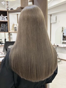 ラック 表参道(LUCK) グレージュカラー/ミルクティーベージュ/ブリーチ/20代/30代