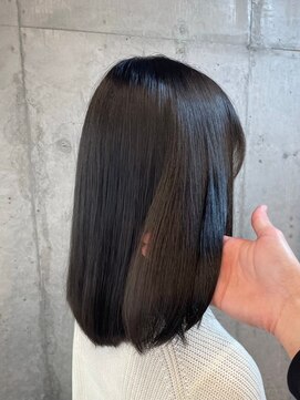 アコロン 吉祥寺(acoron.) 【ツヤ感が映えるナチュラルストレート】