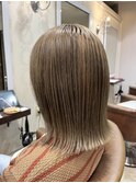 ミルクティーベージュ