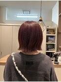 外ハネ切りっぱなしボブ