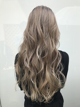 アールエイチ(ЯH) 【ЯH アールエイチ 市川】ライトグレージュ