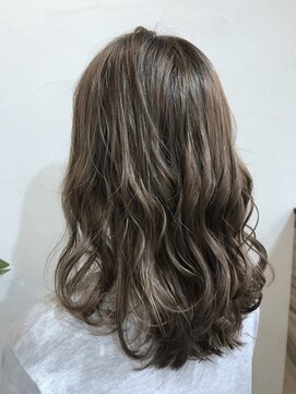 アリウス(ALIUS by posh) 【ALIUS 池袋 小川真一】ライトベージュ