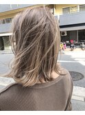 大人グレージュ