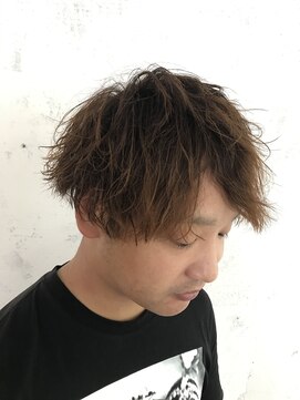 アドール(ADOR) ツイストスパイラルパーマ