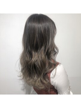 ビューティーサロンラエラ(Beauty salon laera) 大人可愛い透け感バレイヤージュ3Dカラーくすみグレージュカラー