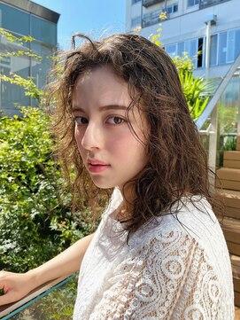 ミズチャーム(Ms.CHARM) デジタルパーマで外国人風パーマに♪