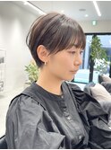 大人可愛い20代30代40代前下がりショートボブ丸みショート