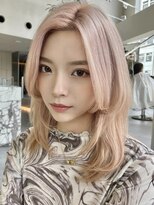 ミンクス渋谷スマートサロン(MINX shibuya smart salon)&nbsp;ミディアムレイヤー グレージュデザインカラーシルキーベージュ