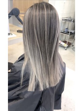 リア 近鉄八尾店(Lia) バレイヤージュ