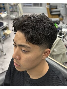 アイコン ブルー メンズ(I-CON #blue MEN'S) ナチュラルスタイル×テーパーフェード【池袋フェード】