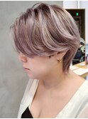 切りっぱなしボブピンクベージュミディアムボブダブルカラー