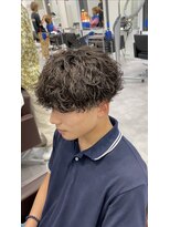 オーシャントーキョー 仙台(OCEAN TOKYO)&nbsp;波巻きツイストスパイラルツーブロック刈り上げメンズパーマ