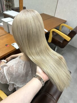 ミルクティーベージュ