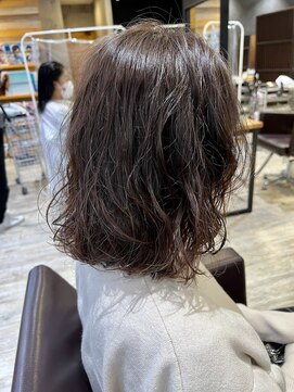 西宮/大人かわいい/小顔魅せ/斜めバング/アシンメトリー/ウルフ