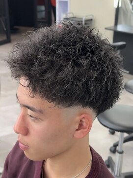 ウノ(U.No.) スパイキースキンフェード