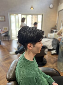 アンカー(ANCHOR) MEN’S/リバースセンターパート/ニュアンスパーマ/印西