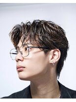 アストラ(ASTRA)&nbsp;MEN’S HAIR/サーフカール/刈り上げセンターパート
