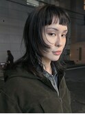 ウルフレイヤーカットオン眉顔まわりレイヤーウルフパーマ落とし