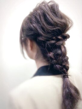 ディー(dee) dee 20分で完成!簡単カジュアルアレンジ2