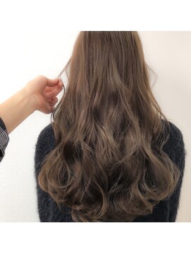 シエナ(CIENA) 【CIENA】透明感たっぷり！アッシュベージュカラー