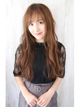 エストレーラ(estrela) 『estrela』大人可愛い柔らかクラシカルウェーブ