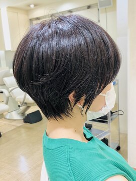 レンジシキチジョウジ (RENJISHI KICHIJOJI) 手ぐしで可愛くきまるショート【RENJISHI KCIHIJOJI】