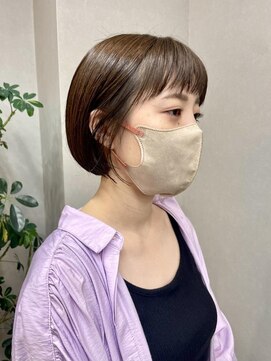 ラテ ヘア リリィ(latte hair lily) 大人可愛い/ミニボブ