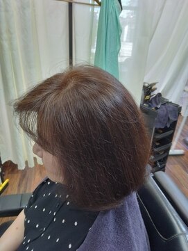 ハール(Haar) カット & きら髪ペインター白髪染め