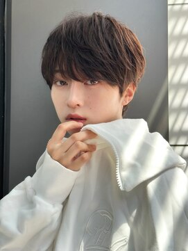 キュー 銀座(cue) 小顔シルエットでナチュラルに決まるマッシュ