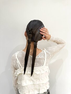 ミュゼリーブル(Musee libre) ” 結婚式お呼ばれヘアセット ツインタイトアレンジ ”