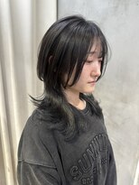 シーン(seen)&nbsp;○ロングウルフヘアクラゲウルフカットレイヤーカット顔まわり
