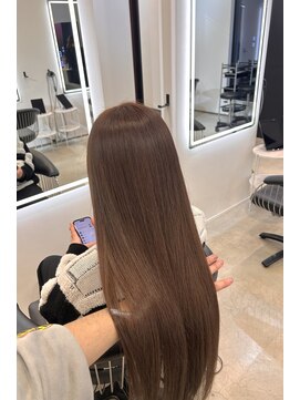 クオン 伊勢崎(QUON.) ココアブラウン/ツヤ髪/大人ブラウン