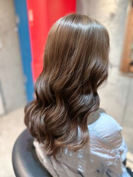 アイル(I'll) 【吹田南吹田】AVEDAカラー