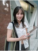 ミディアムのハッシュカット